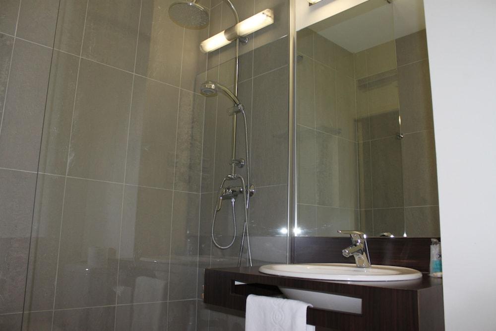 Sure Hotel By Best Western Caen Memorial Buitenkant foto