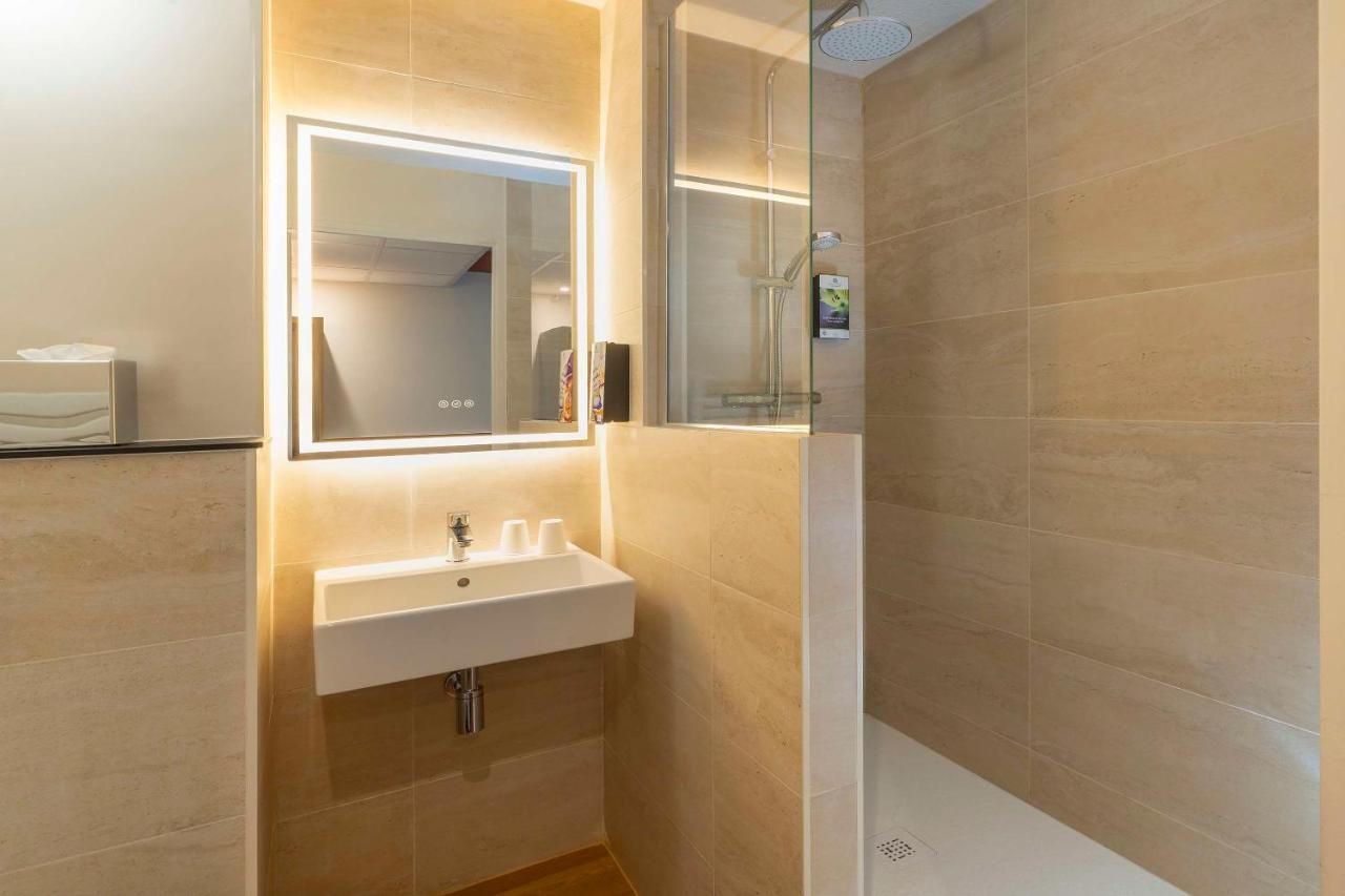 Sure Hotel By Best Western Caen Memorial Buitenkant foto